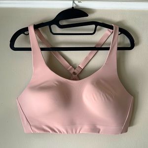 38C Blush Pink Athleta Fully Adjustable Sport Bra with Built-in Cups.